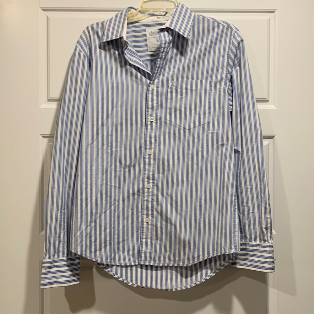 Aeropostal small button up striped mens shirt